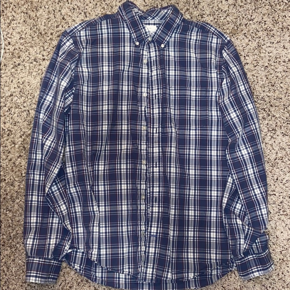 Long sleeve collared shirt